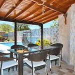 Kayakoey 3 Bedroom Secluded With Private Pool Hot Tub