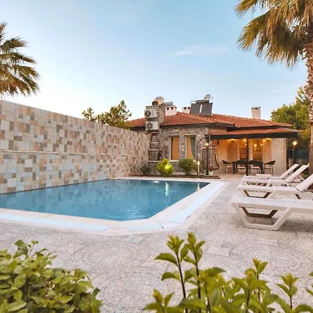 Kayakoey 3 Bedroom Secluded With Private Pool Hot Tub 别墅