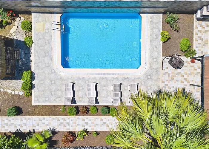 Kayakoey 3 Bedroom Secluded With Private Pool Hot Tub 费特希耶