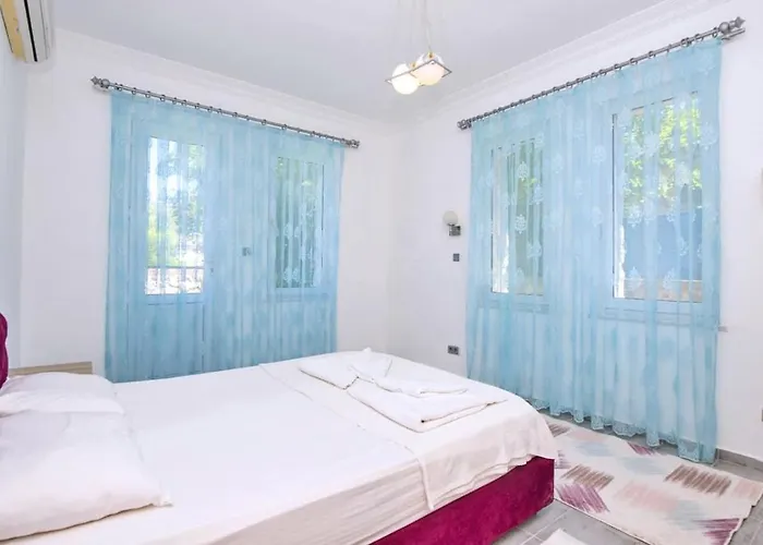 Kayakoey 3 Bedroom Secluded With Private Pool Hot Tub 别墅 费特希耶