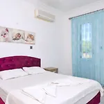 Kayakoey 3 Bedroom Secluded With Private Pool Hot Tub 빌라 *